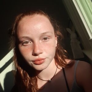 Meet your Posher, Eva